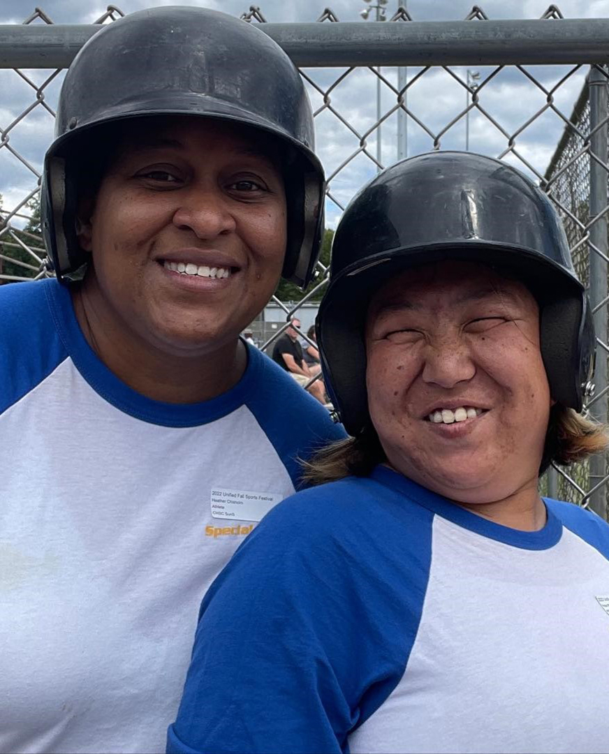 chapel-haven-softball-players